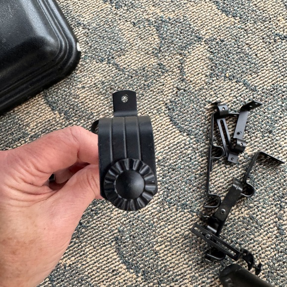 Drapery Rod Finials and Brackets - Picture 9 of 11